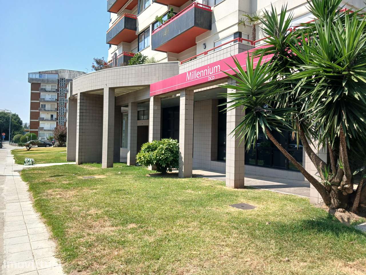 Apartamento T1 mobilado e equipado - Grande imagem: 2/15