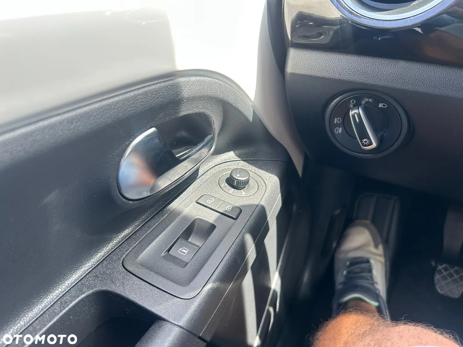 Volkswagen up! 1.0 take CityLine - 21