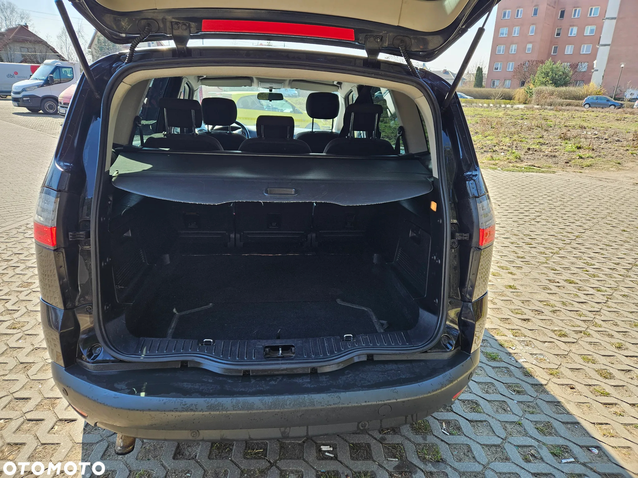 Ford S-Max - 8