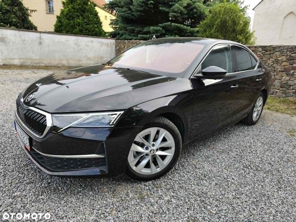 Skoda Octavia 2.0 TDI Sportline Tech DSG - 19