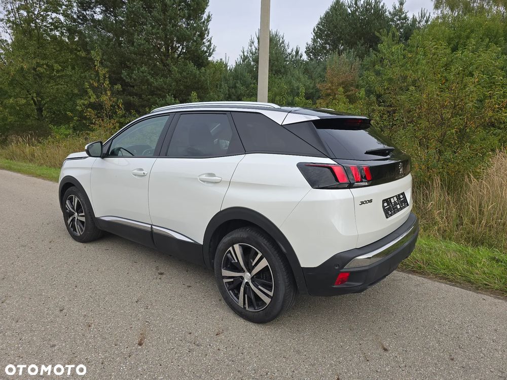 Peugeot 3008 1.5 BlueHDi Allure S&S - 11