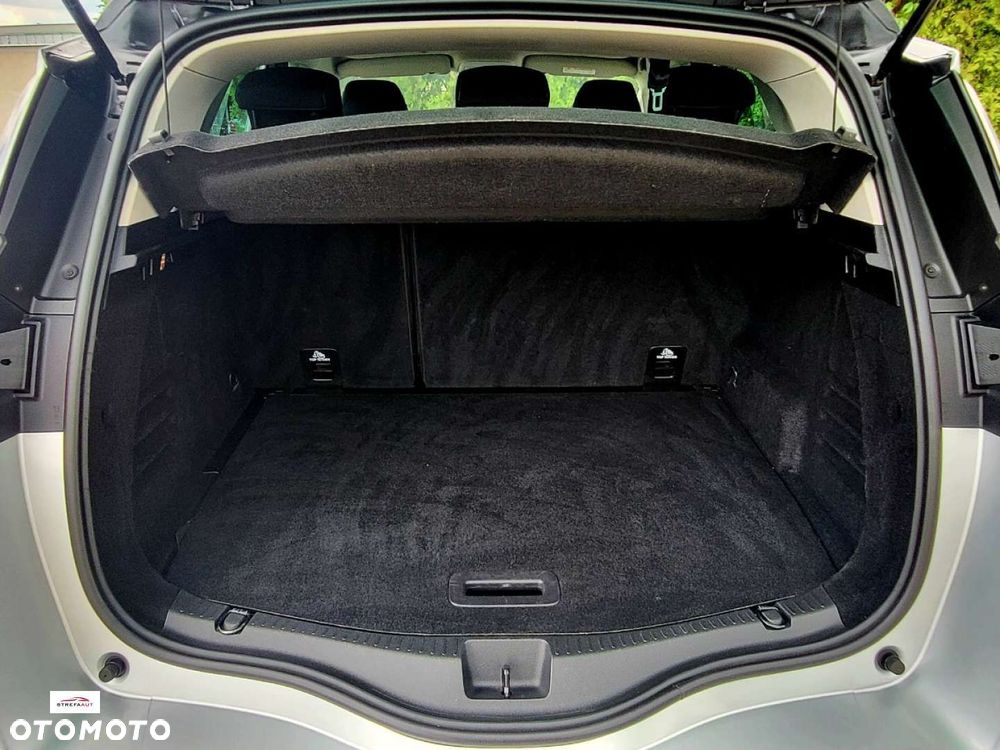 Renault Scenic - 32