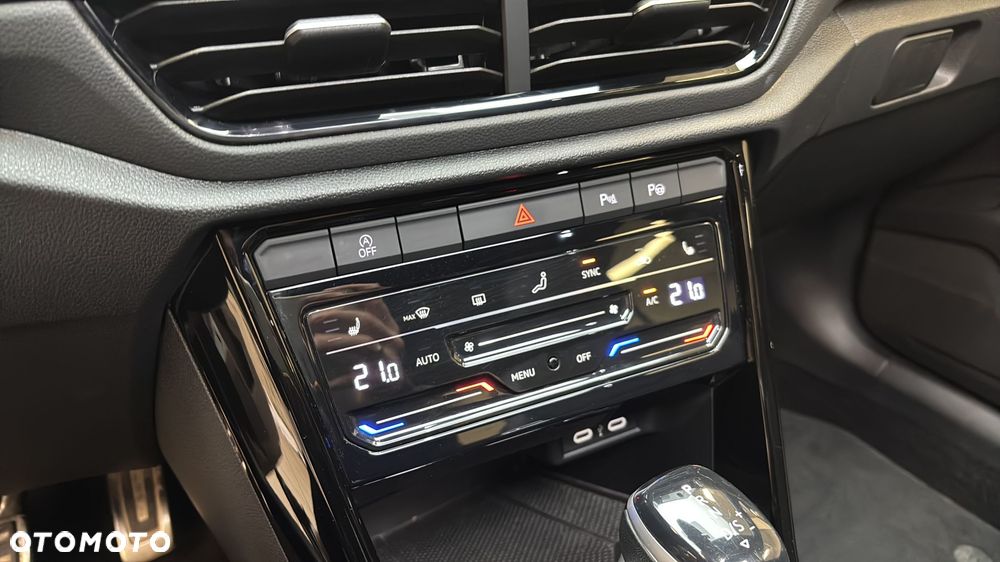 Volkswagen T-Roc 1.5 TSI R-Line DSG - 21