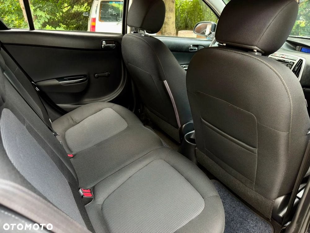 Hyundai i20 1.25 Wersja Jubileuszowa - 11