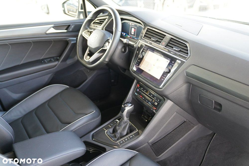 Volkswagen Tiguan - 26