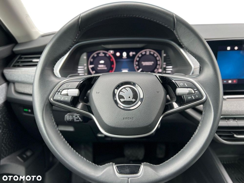 Skoda Octavia 2.0 TDI Selection DSG - 26