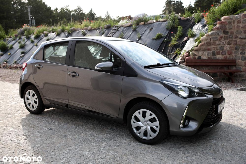 Toyota Yaris 1.5 Premium - 2