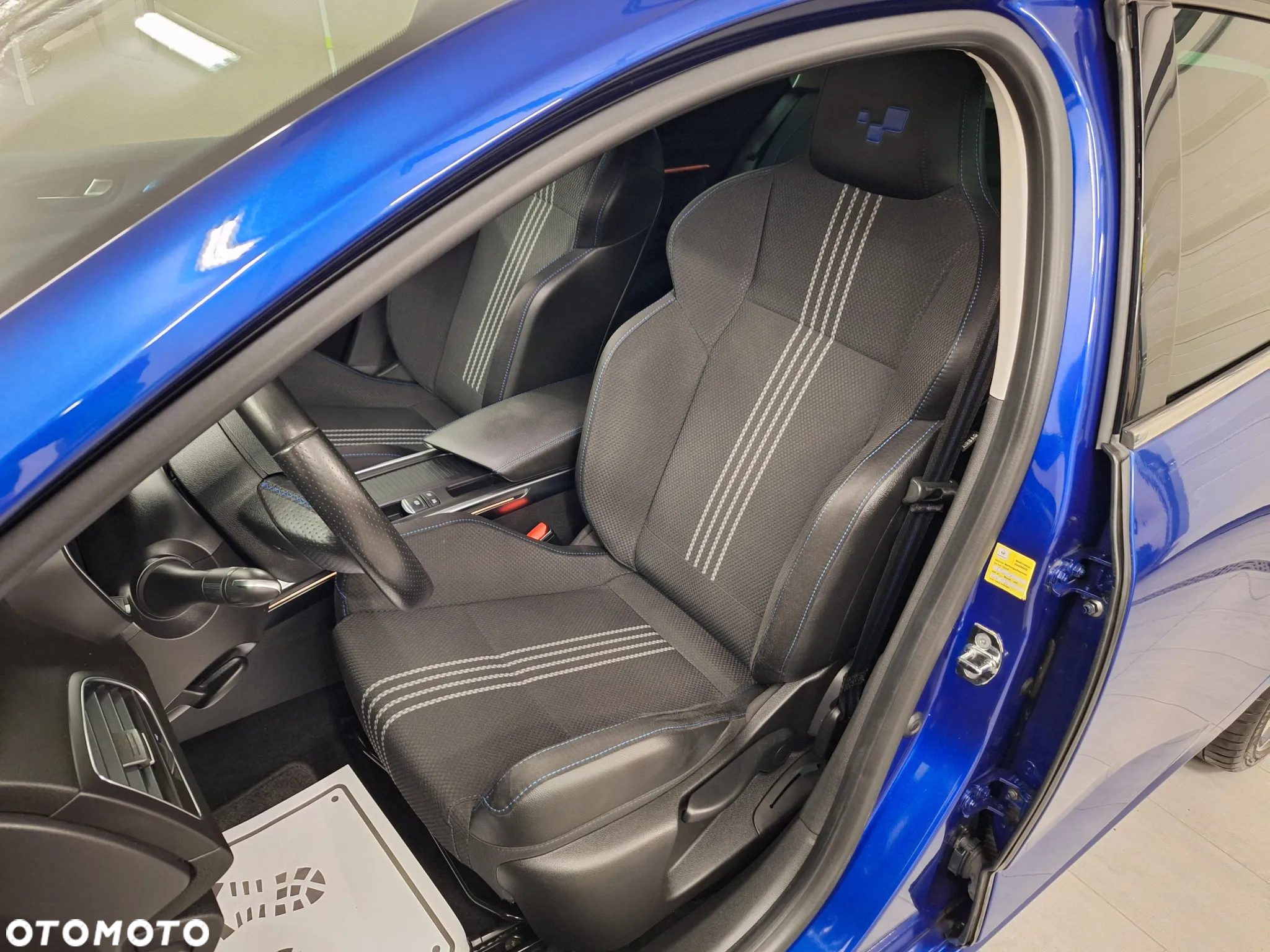Renault Megane 1.2 Energy TCe GT Line - 20