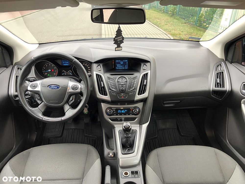 Ford Focus 1.6 Trend - 31