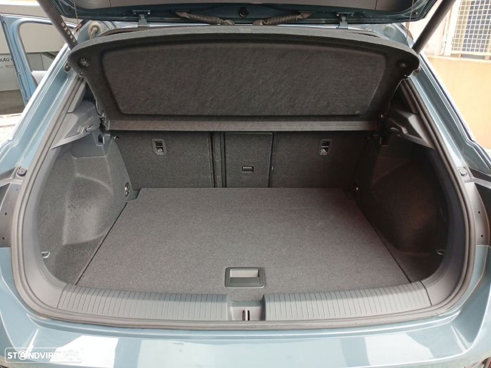 VW T-Roc - 36