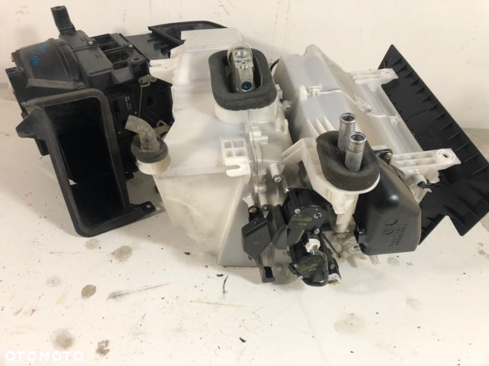 MITSUBISHI OUTLANDER I 03-06 NAGRZEWNICA WENTYLATOR CLIMATRONIC - 3
