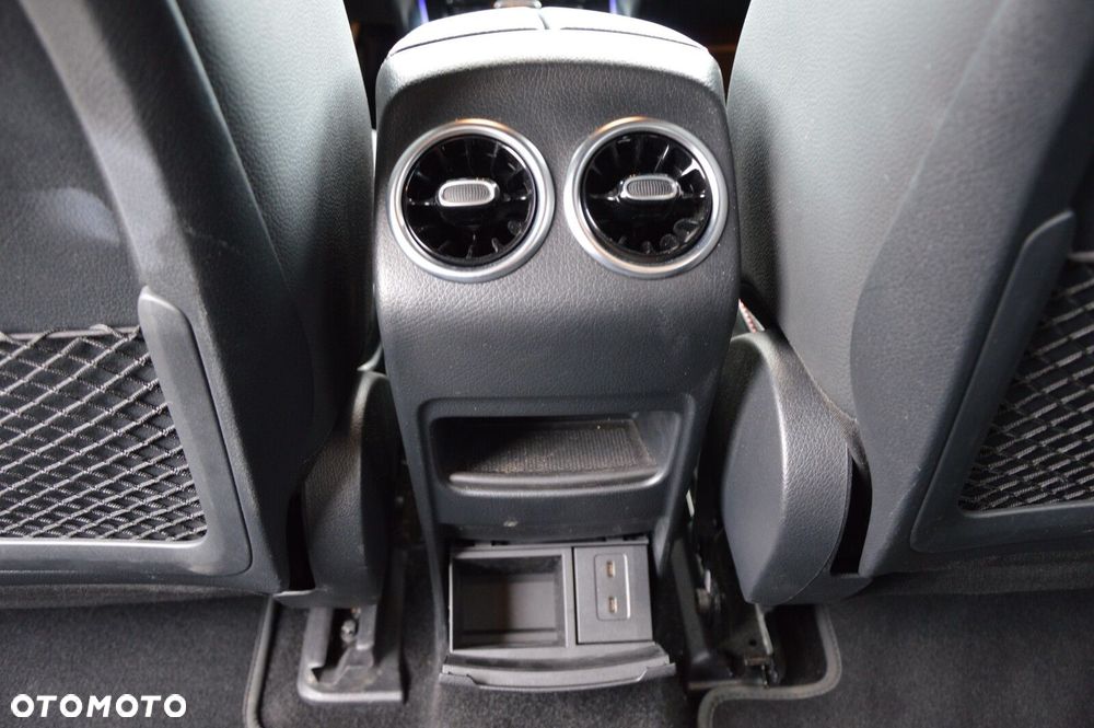 Mercedes-Benz EQA 250+ 70.5kWh AMG Line - 19