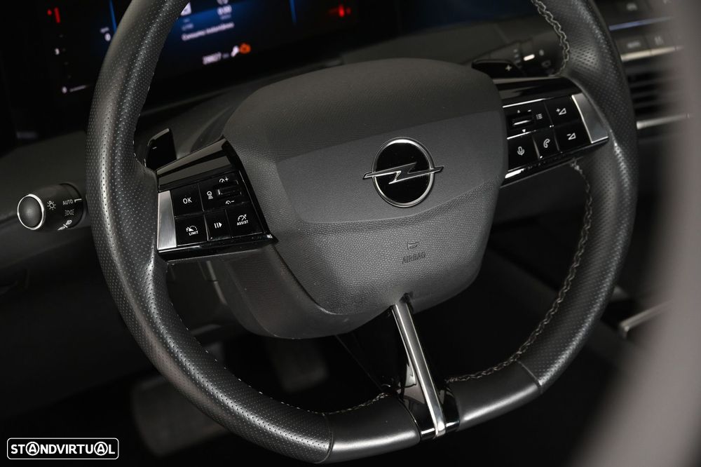 Opel Astra 1.2 T Elegance - 18