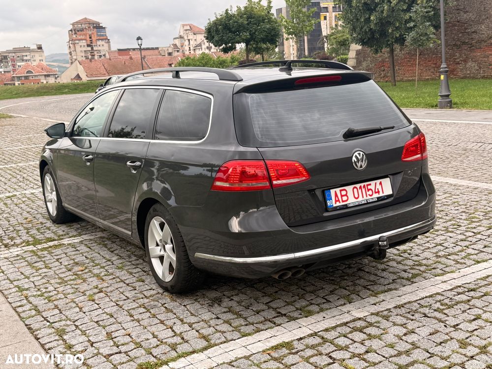 Volkswagen Passat 2.0 TDI DSG Highline - 8