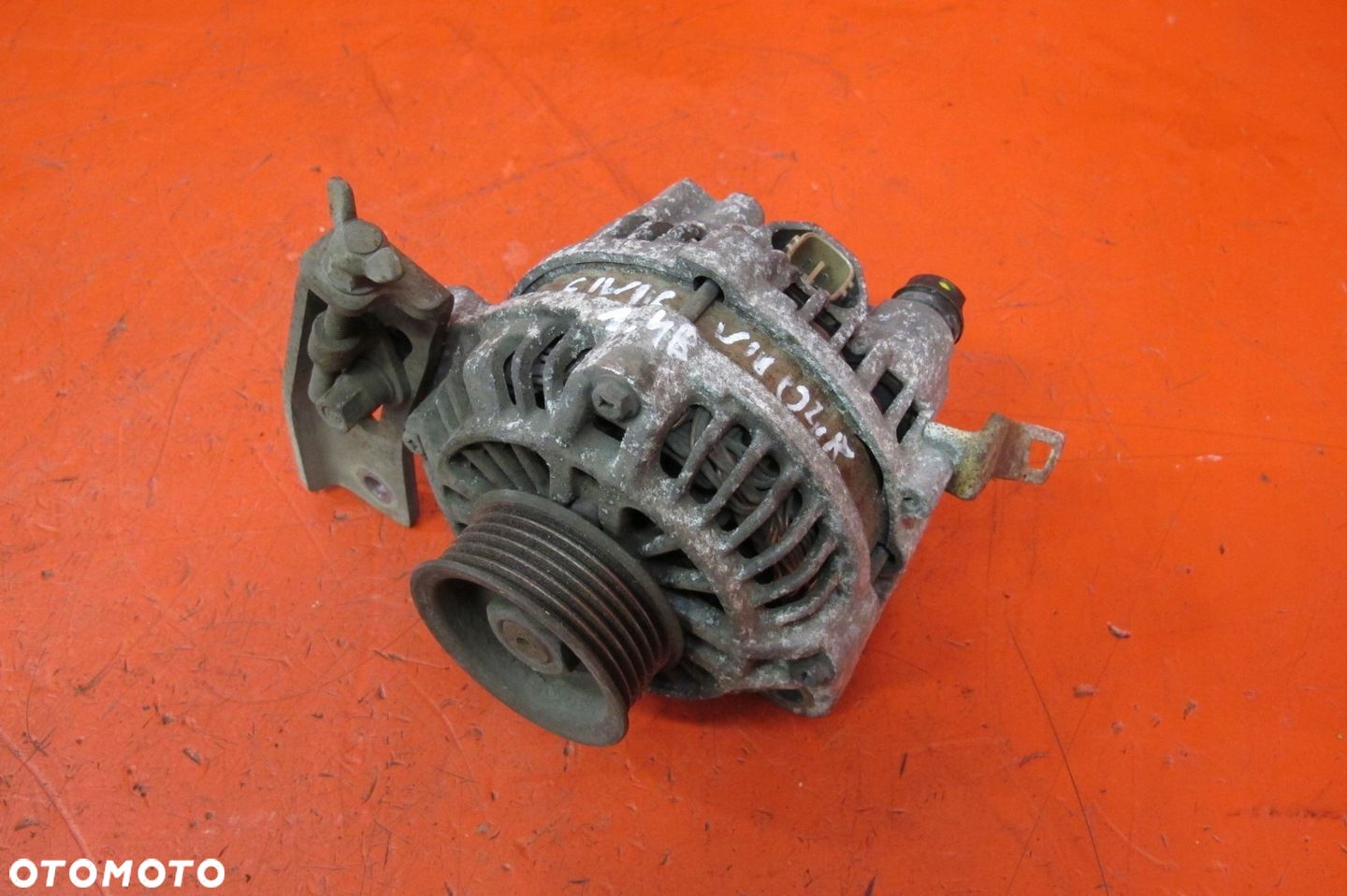 HONDA CIVIC 7 VII EU7 LIFT 1.4 iS D14Z6 ALTERNATOR AHGA50 - 1