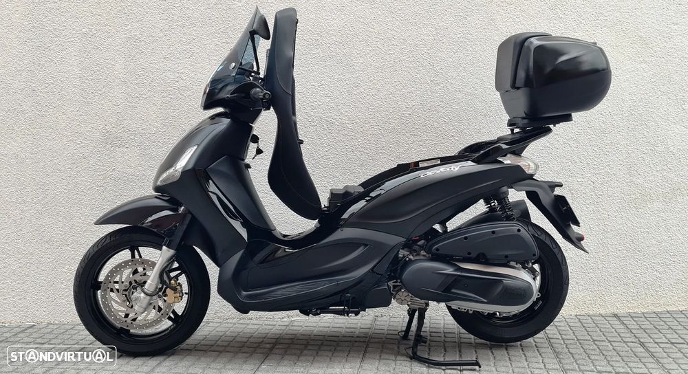 Piaggio Beverly 350 Sport Touring ABS/ASR E4 - 3