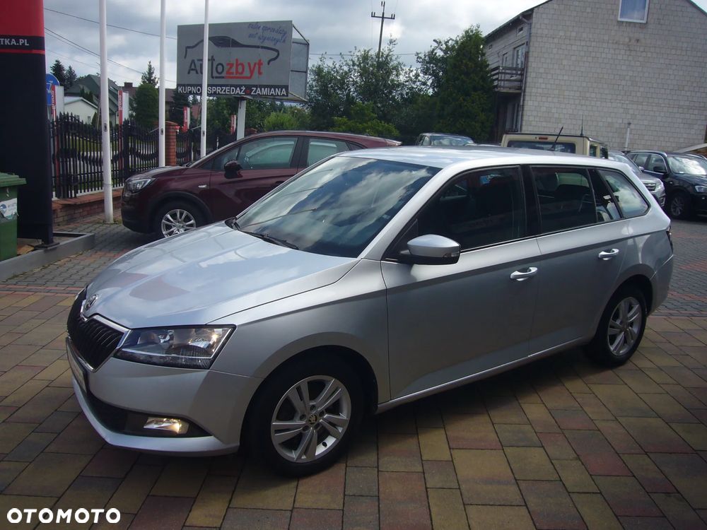 Skoda Fabia 1.0 TSI Ambition - 2