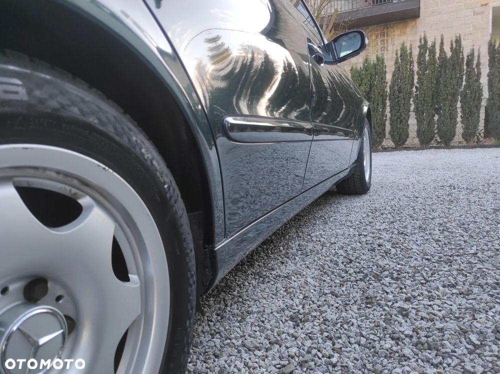 Mercedes-Benz Klasa E - 12