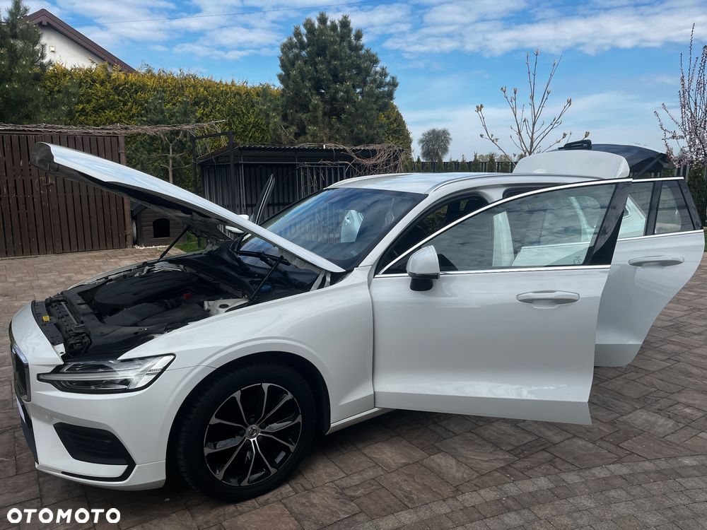 Volvo V60 D3 Momentum Core - 3