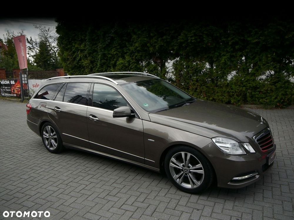 Mercedes-Benz Klasa E 200 CGI BlueEFFICIENCY 7G-TRONIC Avantgarde - 14