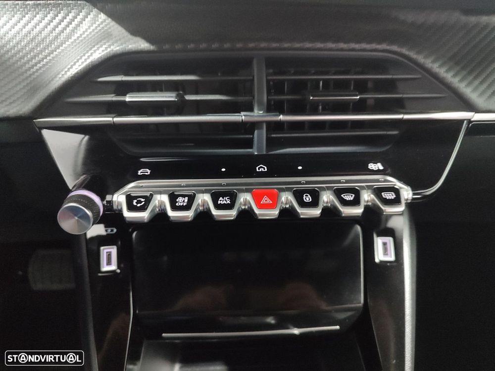 Peugeot 2008 1.2 Hybrid Allure e-DCS6 - 28