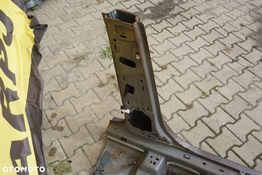 FORD BRONCO SPORT - 2022 - Ćwiartka Lewa Przód Przednia Słupek Próg USA - 8