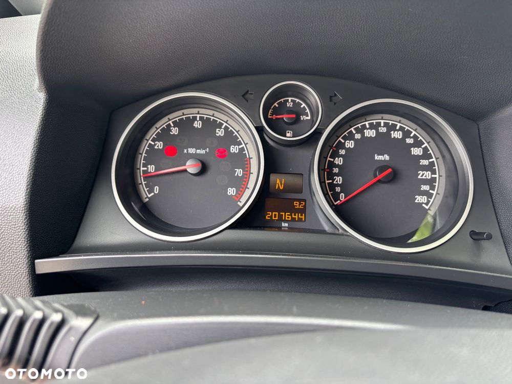 Opel Zafira 1.8 Easytronic Family Plus - 17
