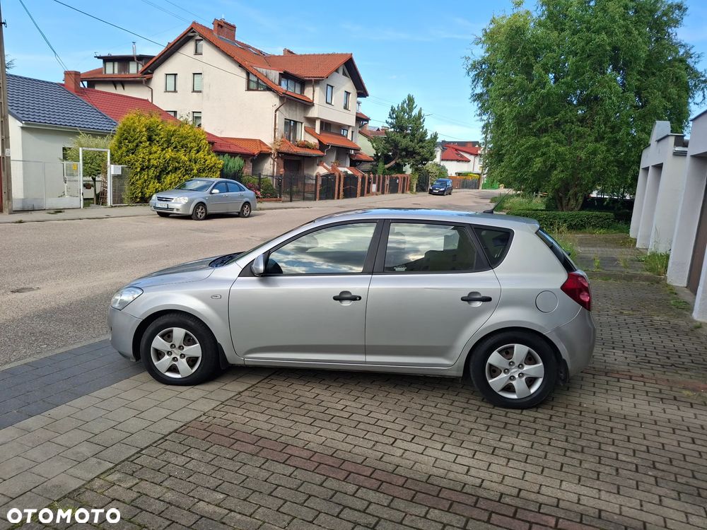 Kia Ceed 1.6 Crdi Comfort - 16