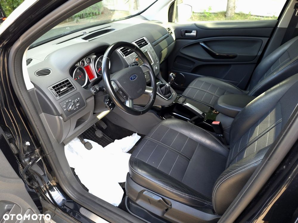 Ford Kuga 2.0 TDCi Titanium - 11