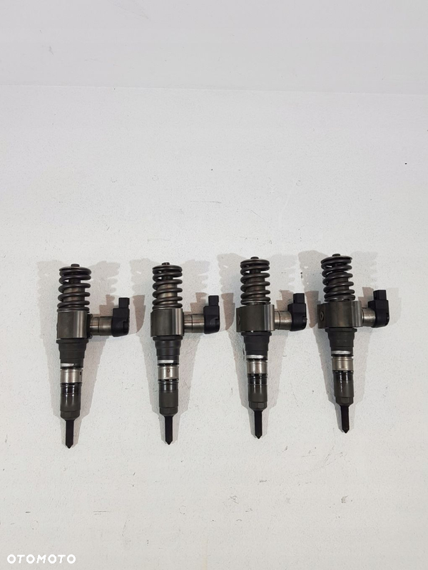 POMPOWTRYSKIWACZ 03G130073S VW AUDI SKODA SEAT 2.0 TDI BKP