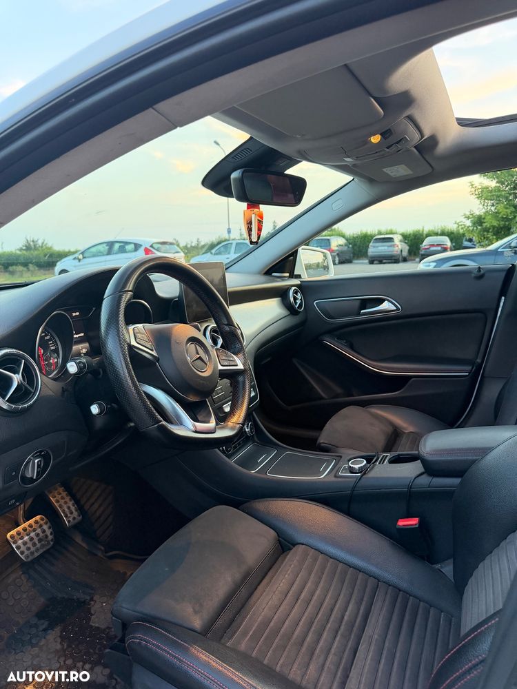 Mercedes-Benz CLA 220 - 10