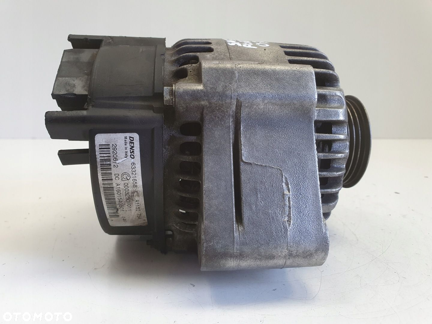 Smart ForTwo 0.7 T turbo ALTERNATOR 63321658 denso 75A - 6