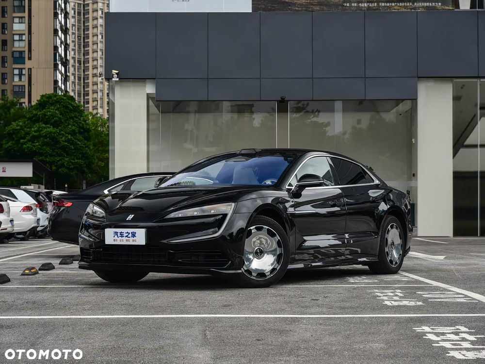 BYD Yangwang U7 - 1