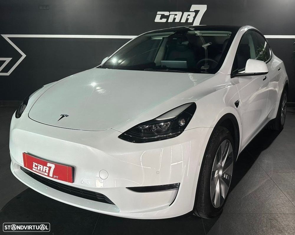 Tesla Model Y Long Range Dual Motor AWD - 3