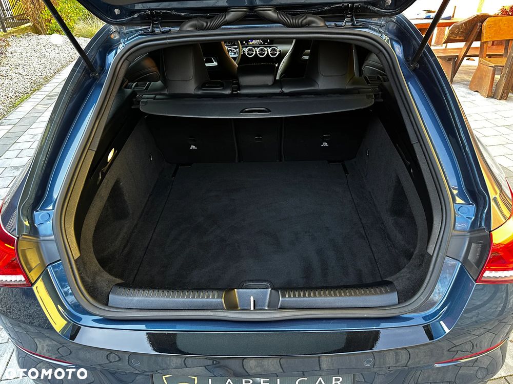 Mercedes-Benz CLA 200 d 4Matic Shooting Brake 8G-DCT Progressive - 34