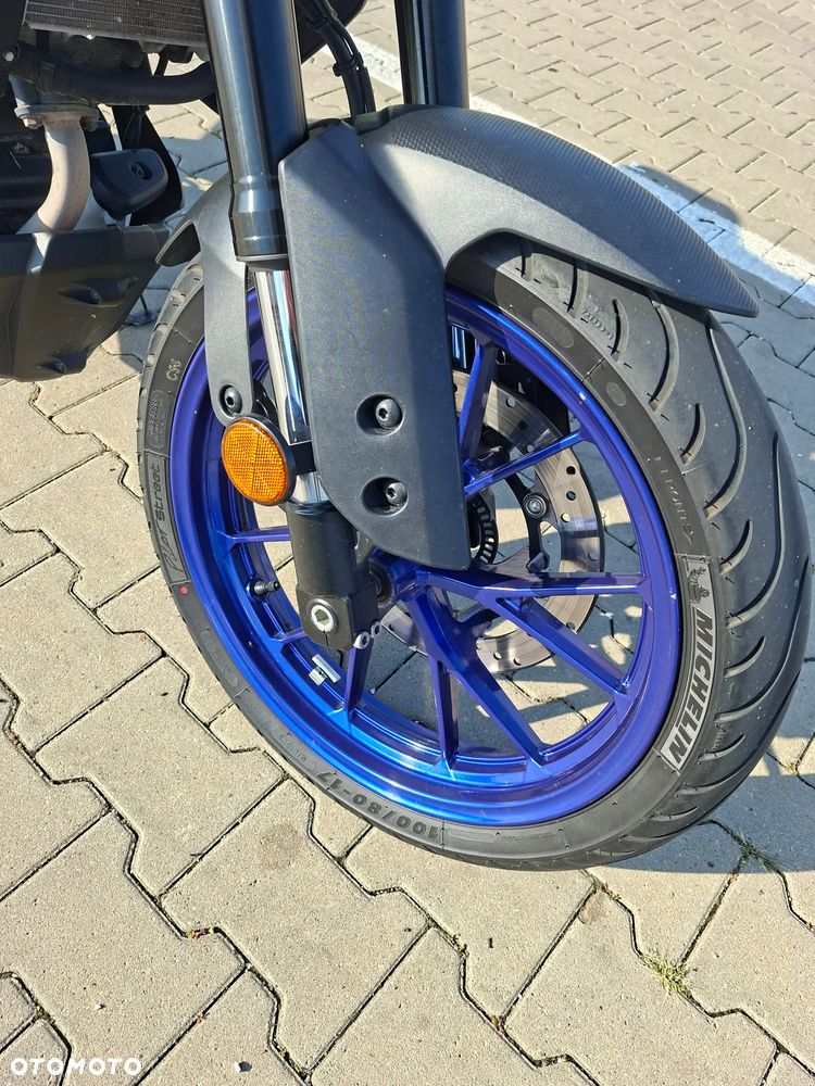 Yamaha MT - 4