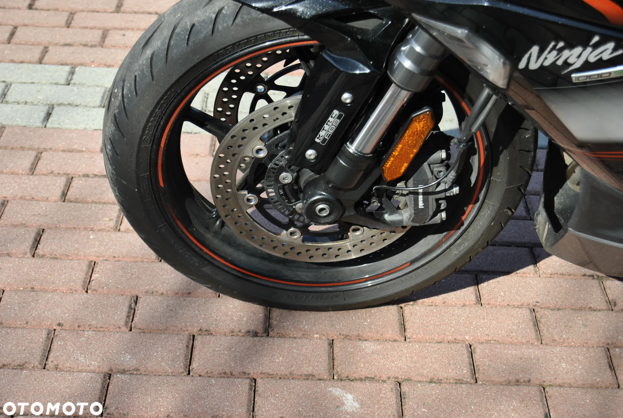 Kawasaki Ninja 1000 SX - 17