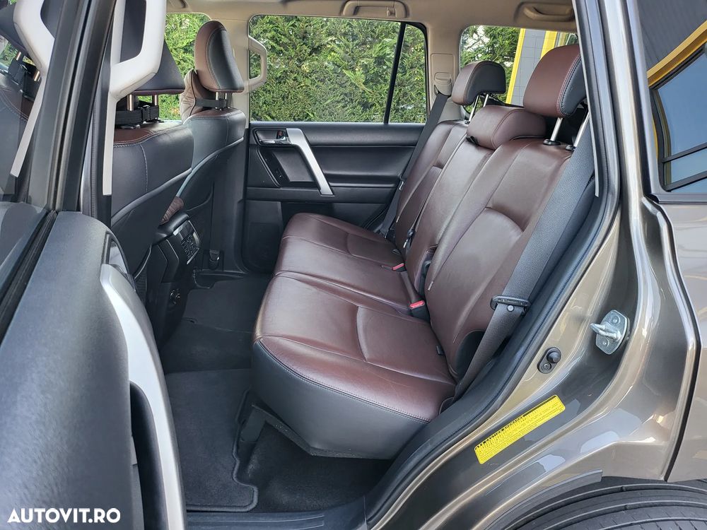 Toyota Land Cruiser 2.8l Turbo D-4D A/T AVS Luxury - 18