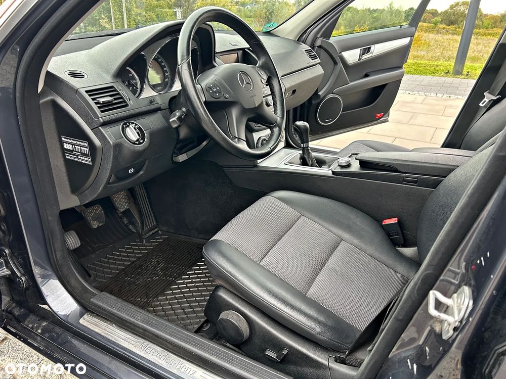 Mercedes-Benz Klasa C 200 Kompressor Avantgarde - 15