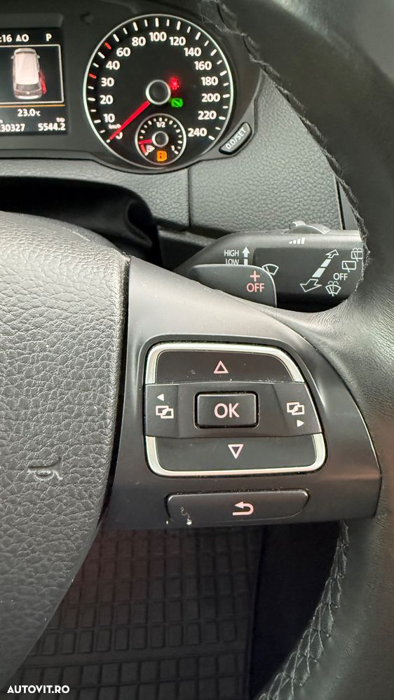 Volkswagen Sharan 2.0 TDI DSG Highline Black Style - 32
