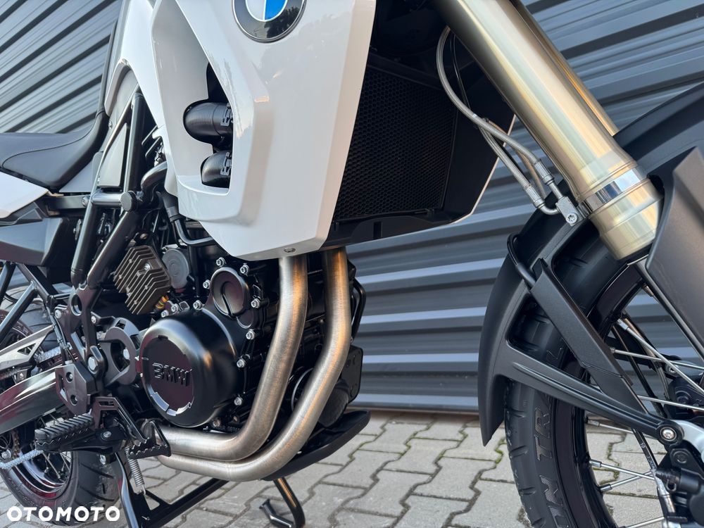 BMW F - 20