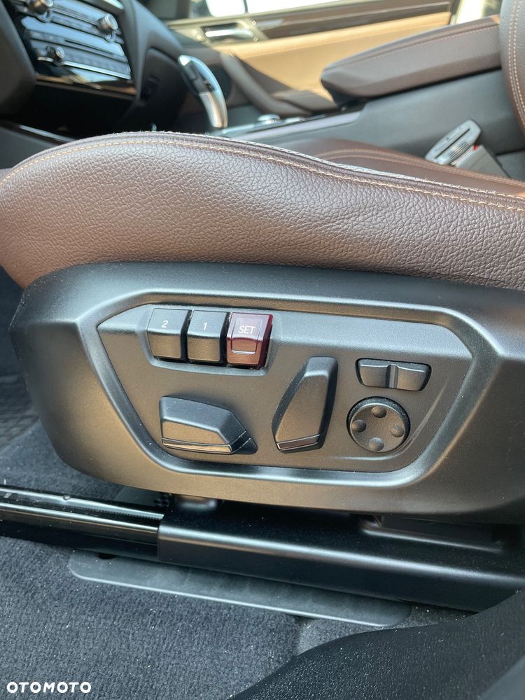 BMW X3 xDrive20d Luxury Line - 16