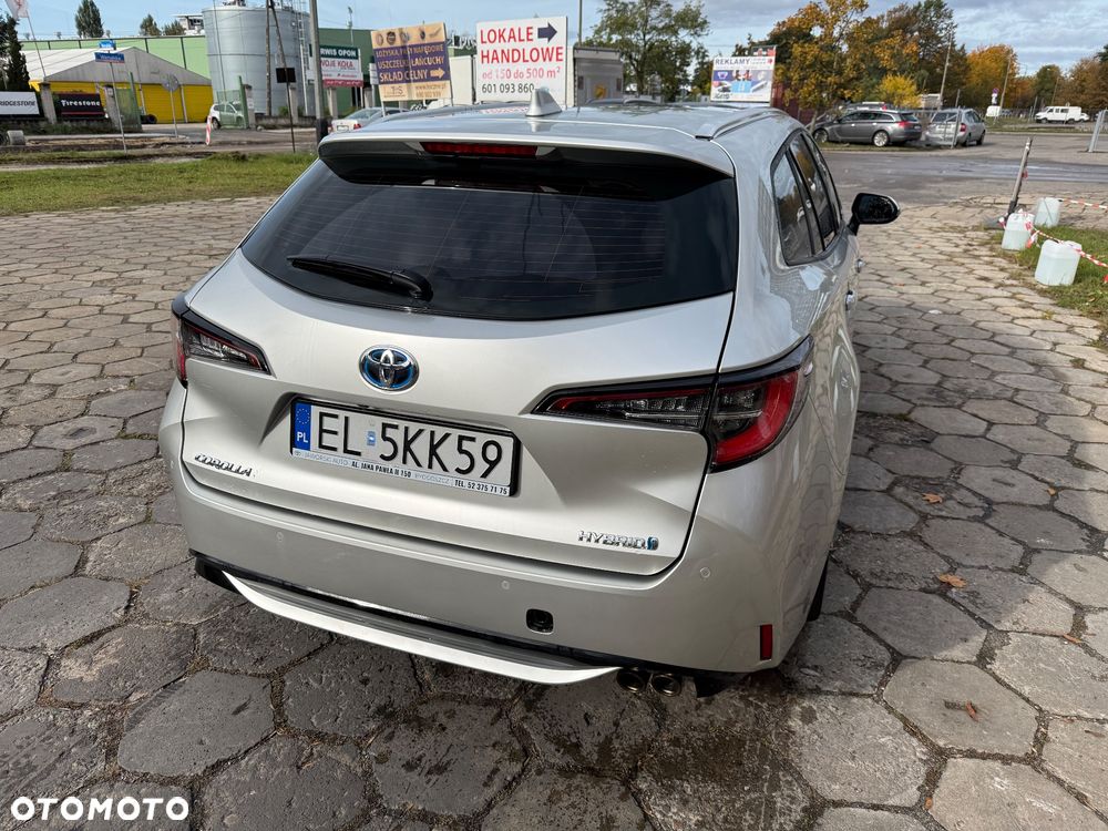 Toyota Corolla 2.0 Hybrid Comfort - 4