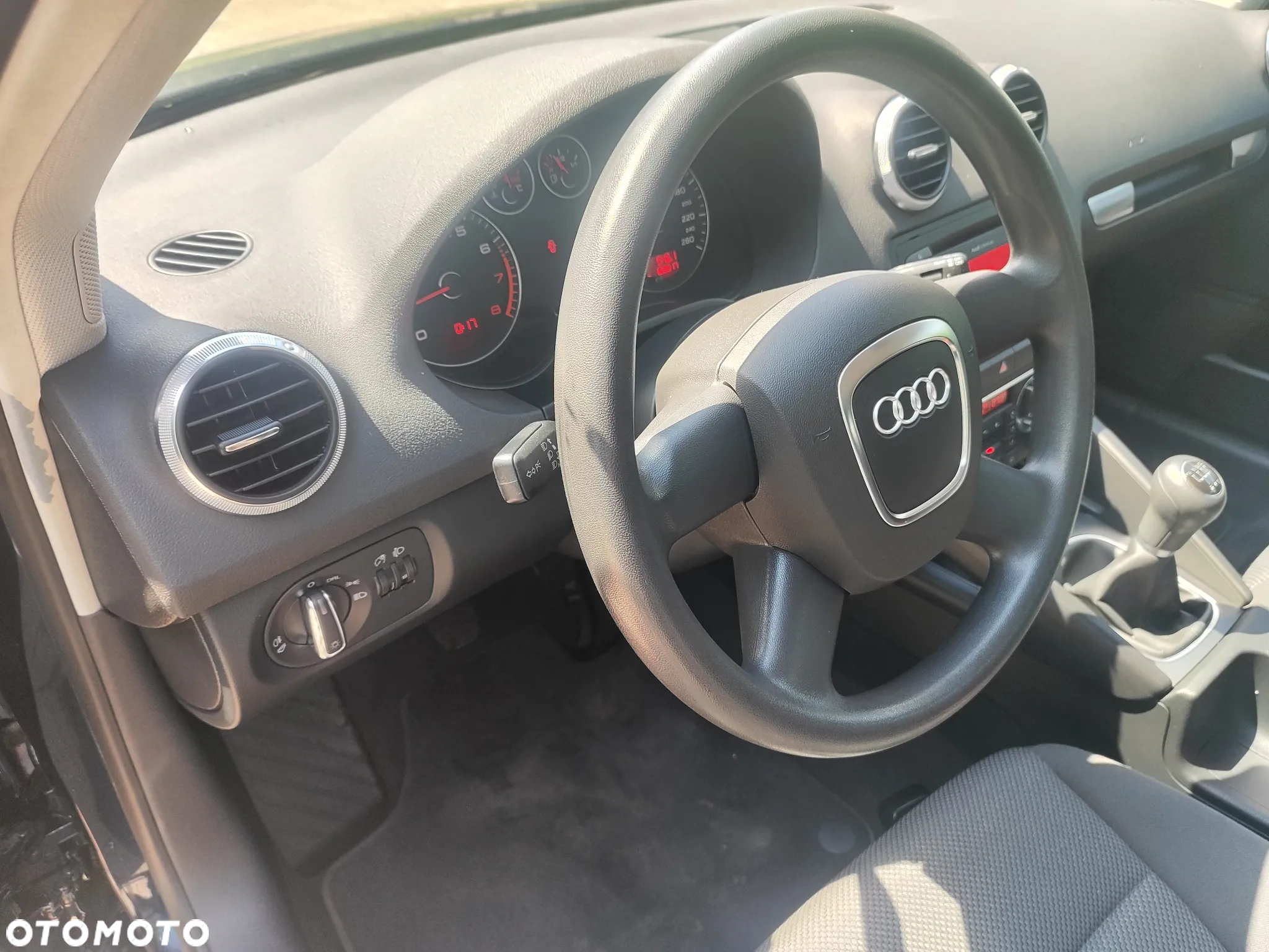 Audi A3 1.4 TFSI Sportback Ambiente - 35