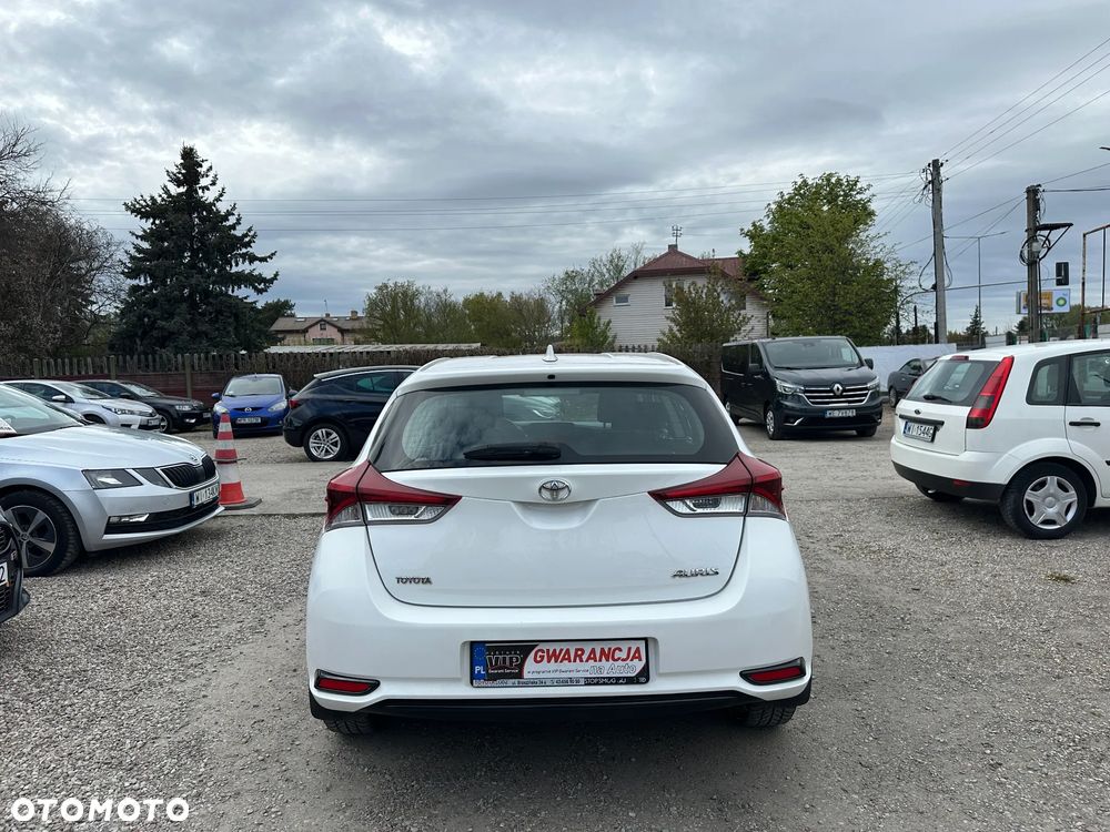 Toyota Auris - 9