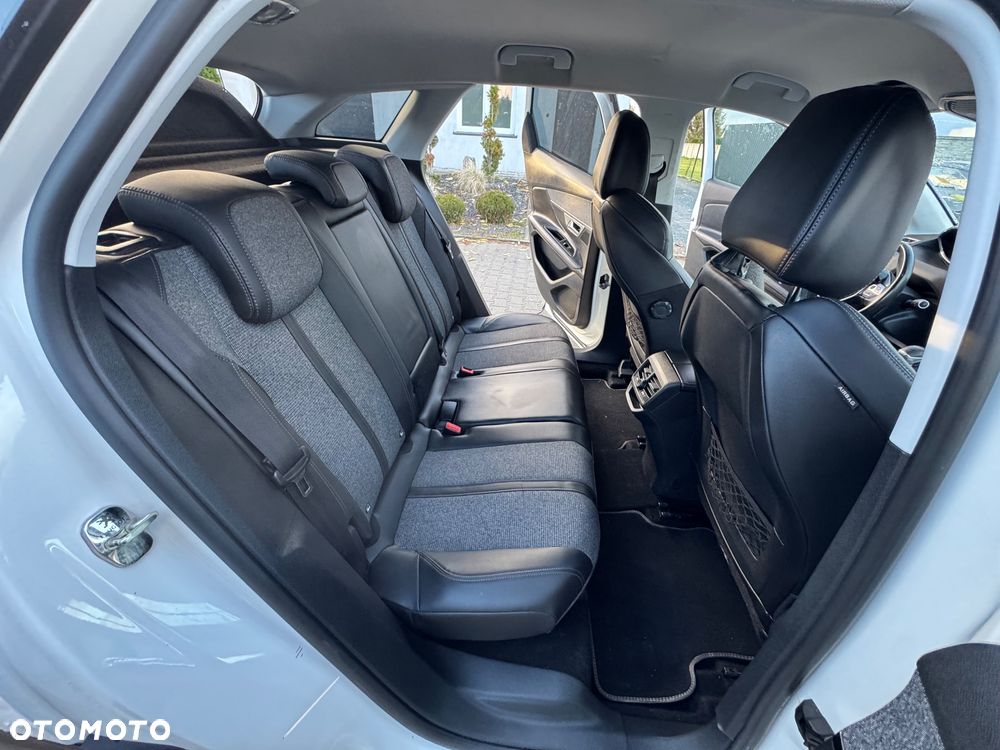 Peugeot 3008 PureTech 130 Stop & Start GPF Allure - 9