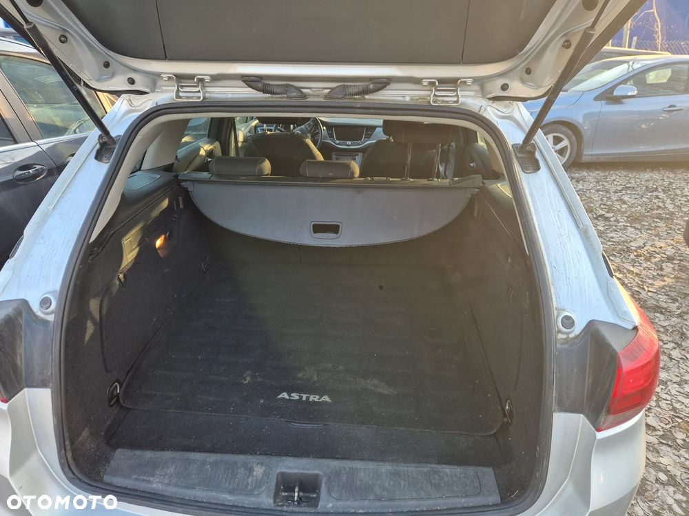 Opel Astra 1.6 CDTI DPF ecoFLEX Start/Stop Style - 11