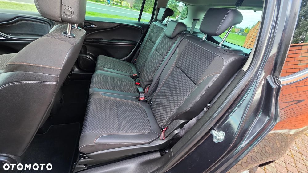 Opel Zafira 1.4 Turbo Innovation - 19
