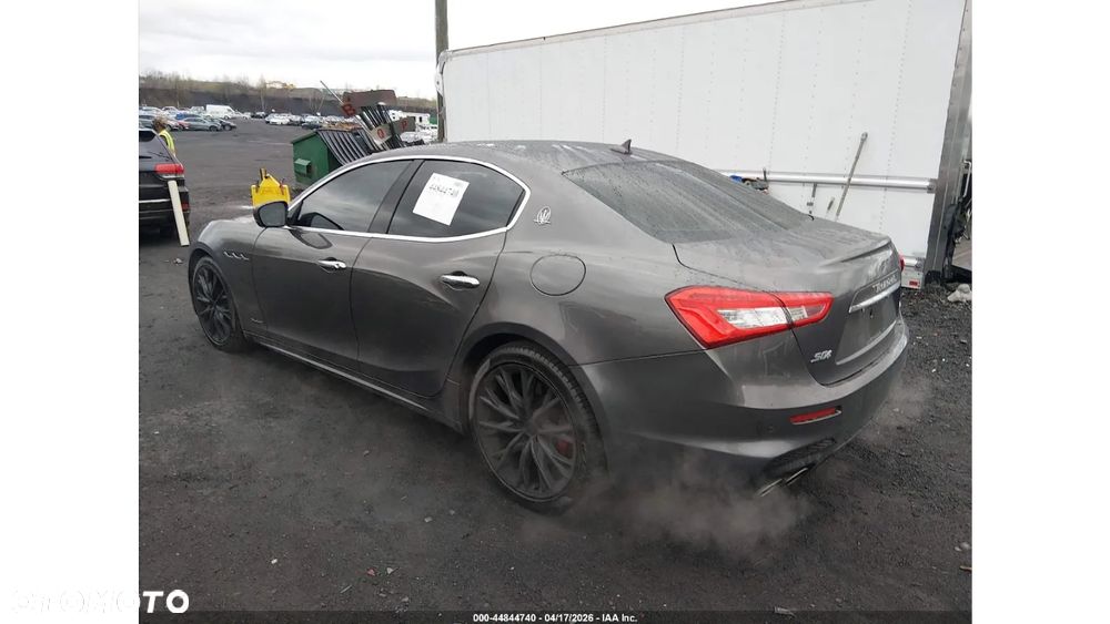 Maserati Ghibli - 6