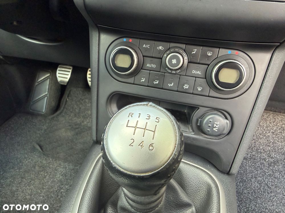 Nissan Qashqai 2.0 dCi DPF tekna - 18